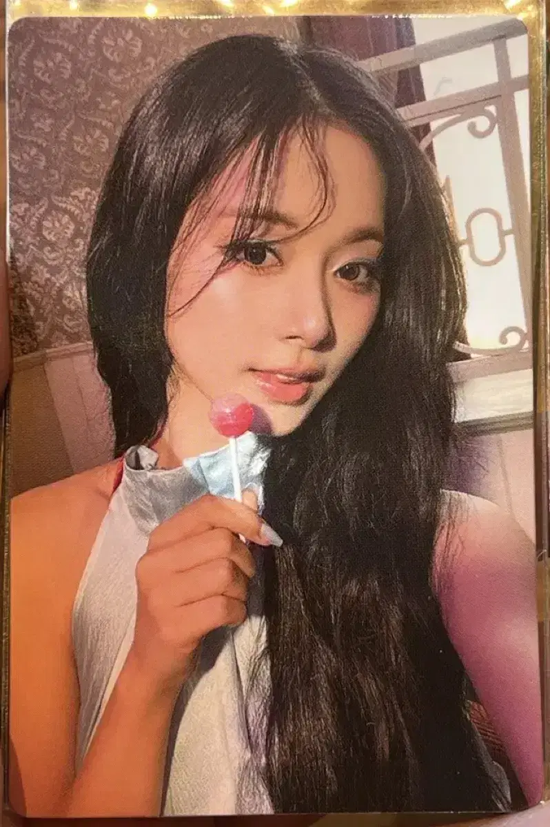 TZUYU's solo debut wts ztuyu run away broadcast photocard twice