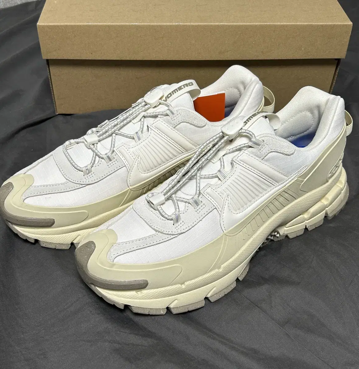 Nike Zoom VOMERO 4