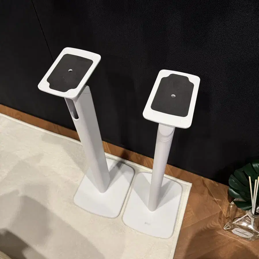 KEF 케프 S1 Floor Stand 스피커 스탠드 (새상품)