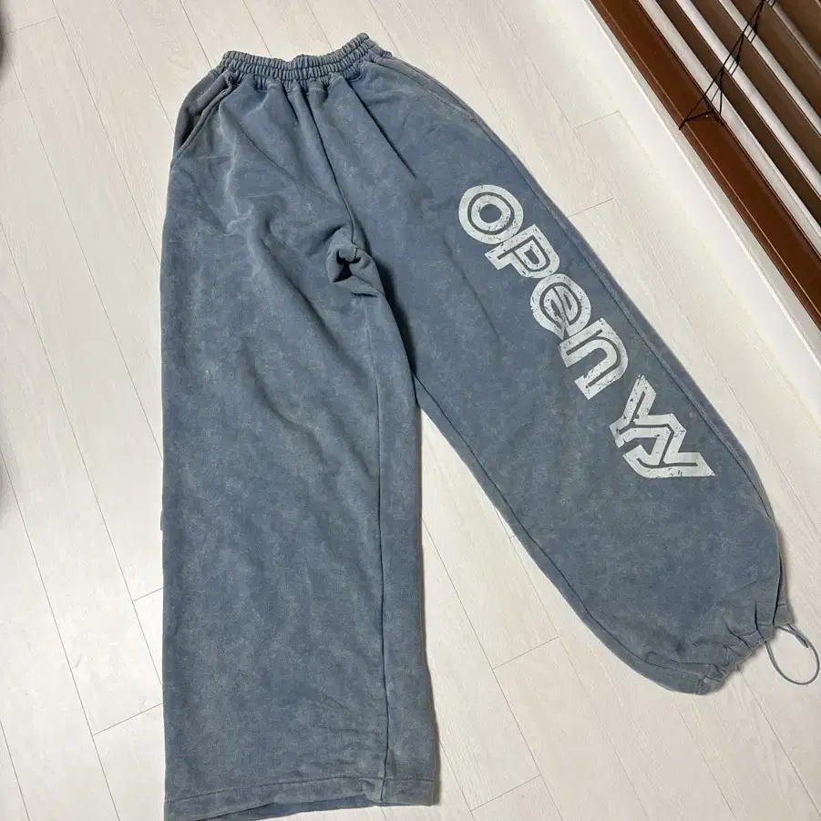 openyy 와이드 스웻 팬츠 블루 피그먼트 L/XL 사이즈