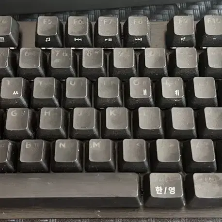 로지텍 G413 tkl se 키보드