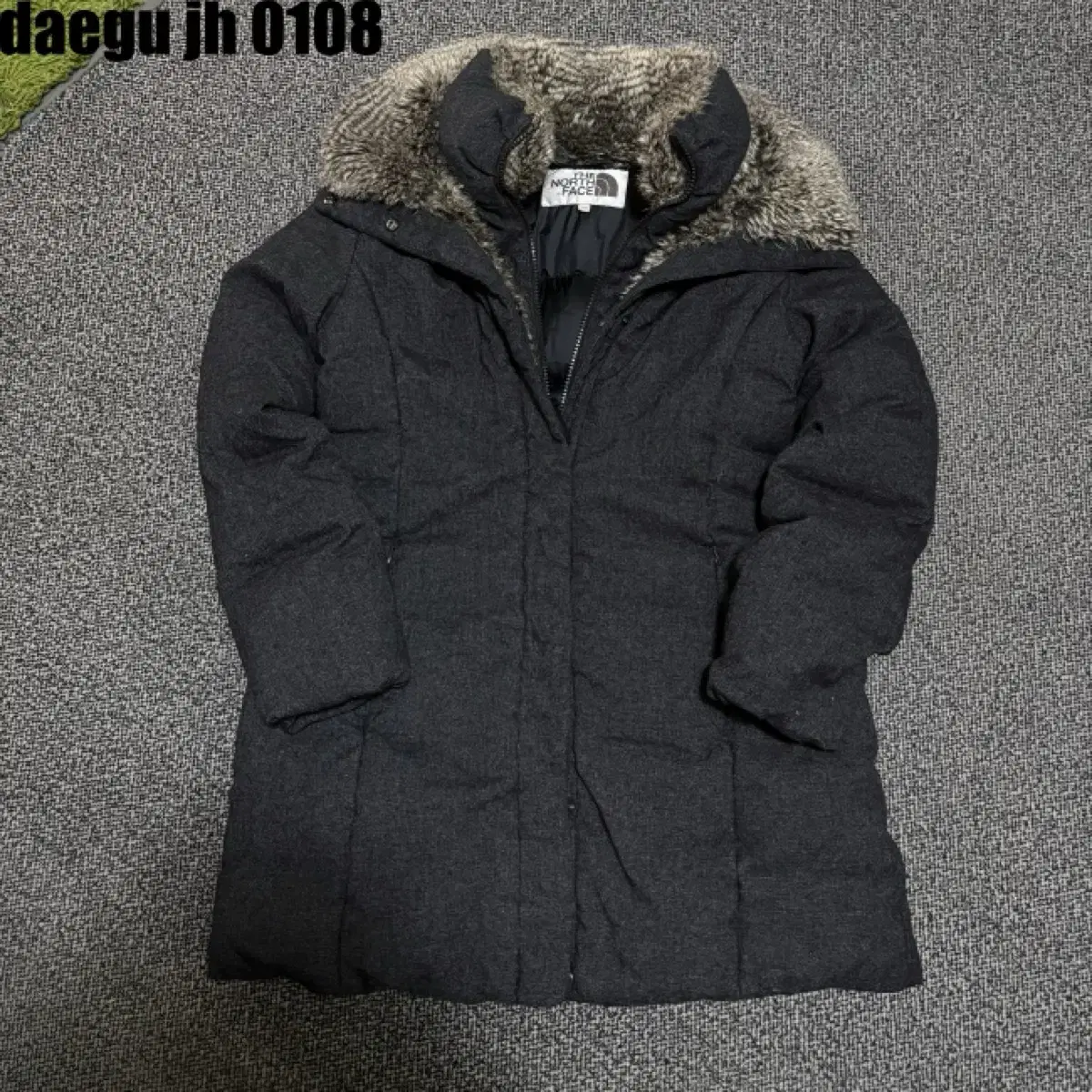 95(M) THE NORTH FACE JUMPER North Face Padded Jumper