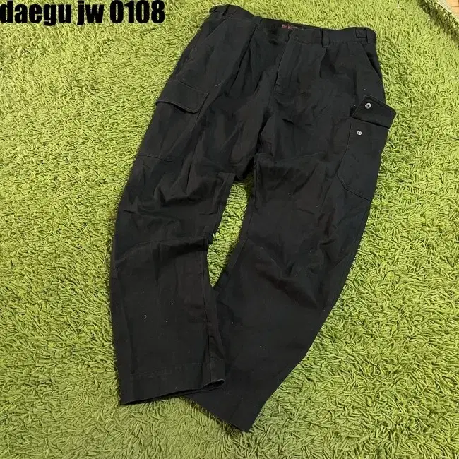 32 BESLOW PANTS 비슬로우 바지