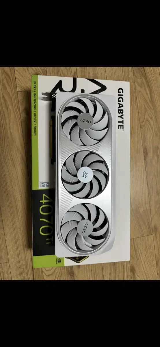 기가바이트 RTX4070TI AERO