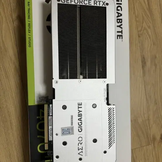 기가바이트 RTX4070TI AERO (판매완료)