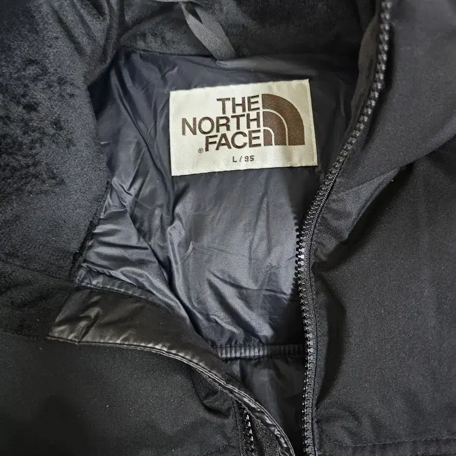 W'S NOVELTY NUPTSE DOWN JACKET (RDS)