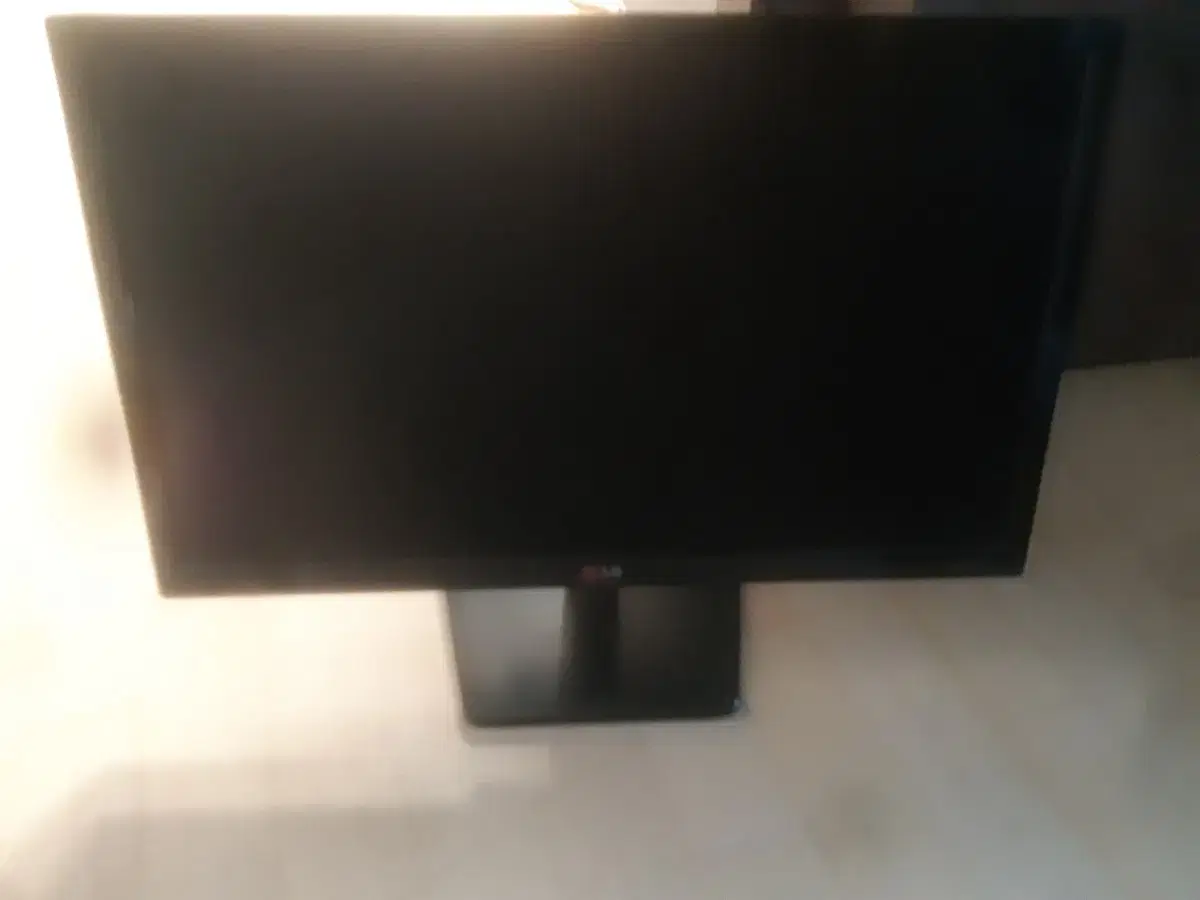 I'm selling an LG 24-inch monitor.