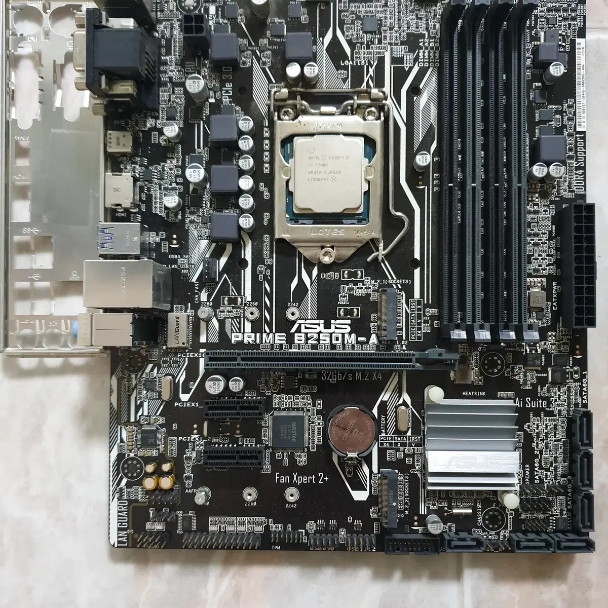 i7 7700K 아수스 B250M 쿨러 240g 램32g 30만원