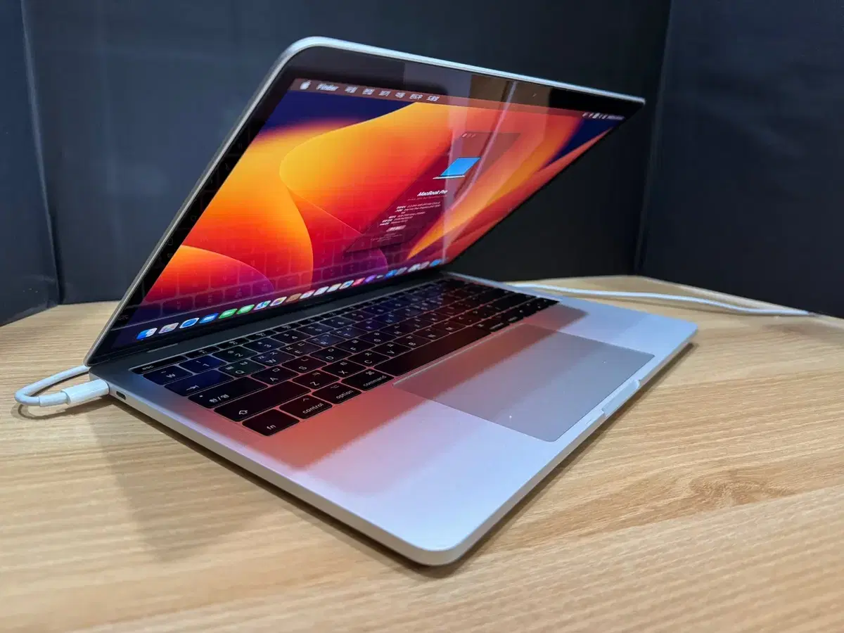 맥북 프로 MacBook Pro 13 (2017년식)