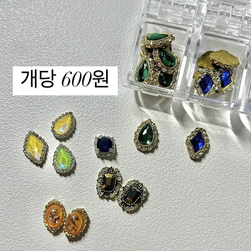 100~600원 / 네일파츠 모음 / 사진 8장