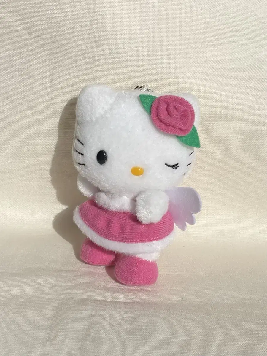 Classic Kitty Doll Angel Wink Mascot Keyring