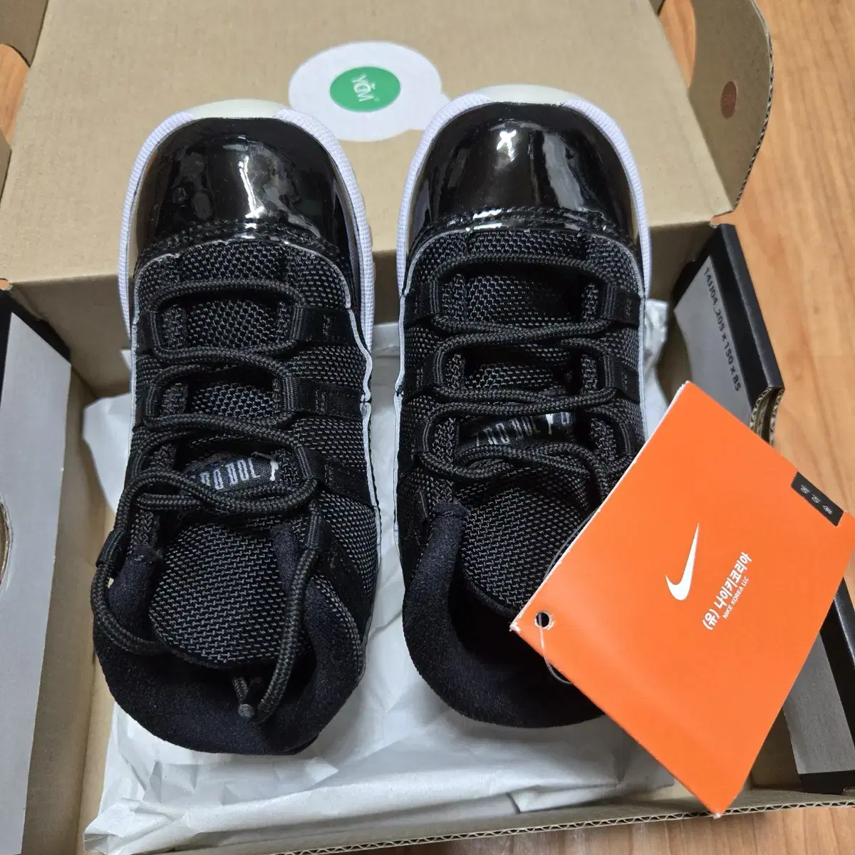 JORDAN 11 RETRO TD 유아 140mm 새상품 판매합니다(병행