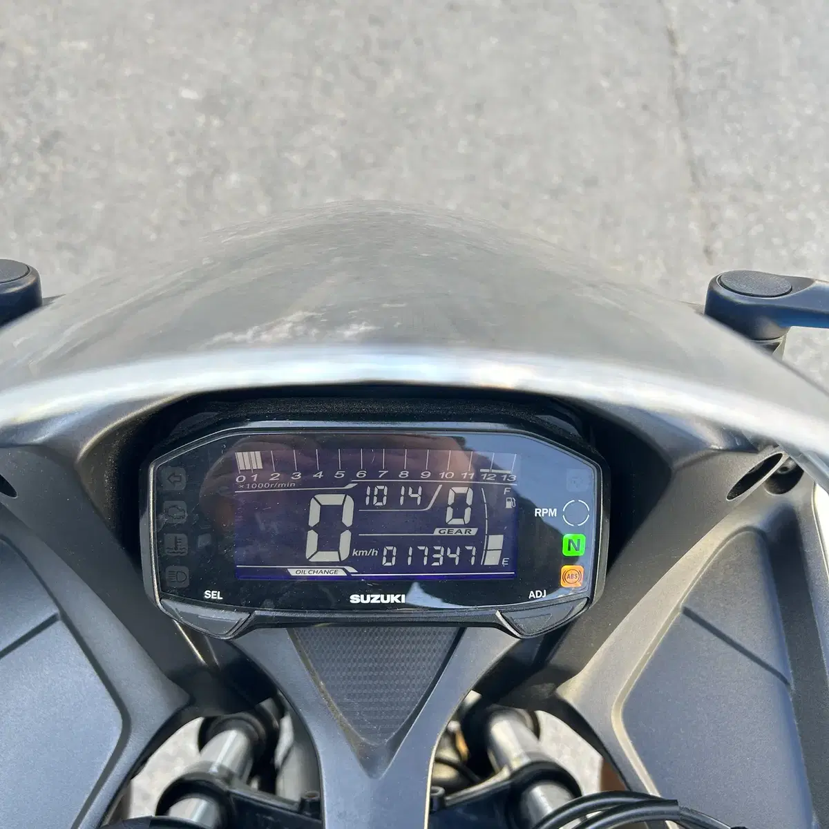 스즈키 gsxr125 21년식 1만키로 스페셜 카울 저렴하게 판매합니다