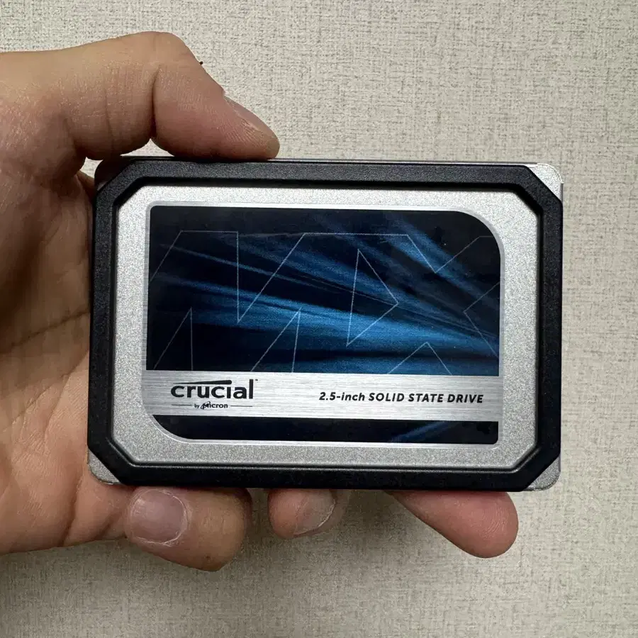 내장 SSD 4TB (마이크론 Crucial MX500)