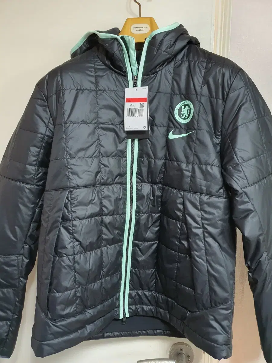 [L] 22-23 Chelsea NSW Synthetic Fil Jacket