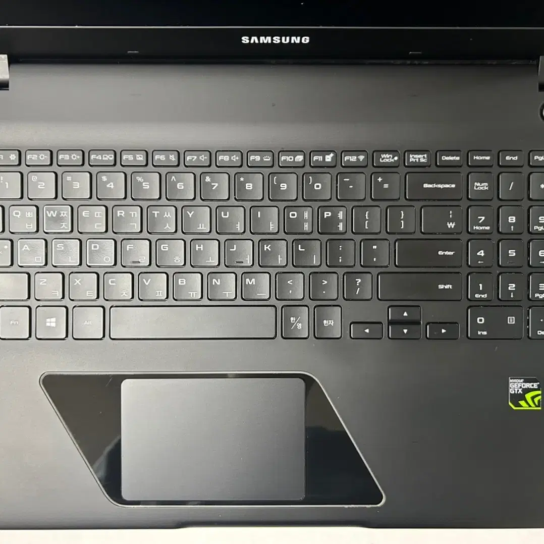 삼성 오디세이 게이밍노트북 NT800G5W i7 7세대 8GB 256GB