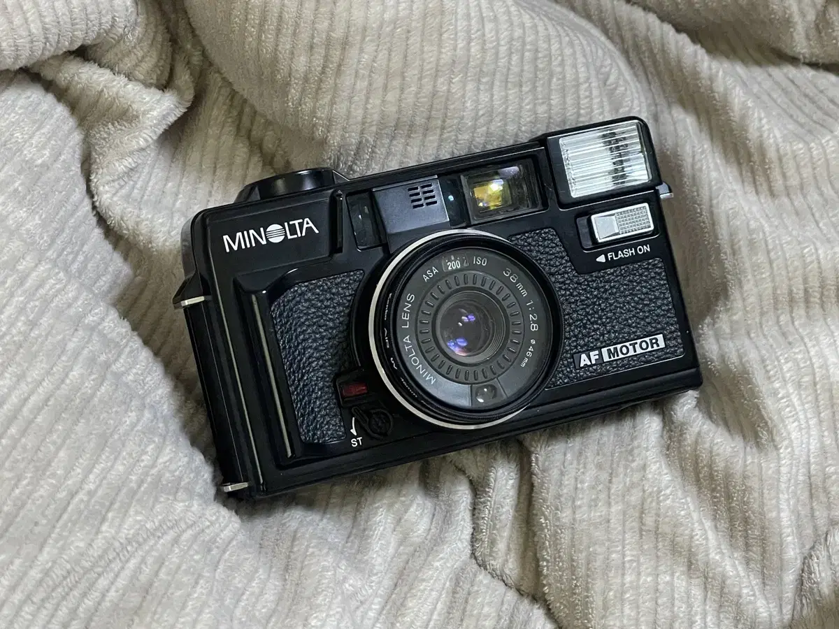 미놀타 하이매틱 minolta himatic af2md 자동 필름 카메라