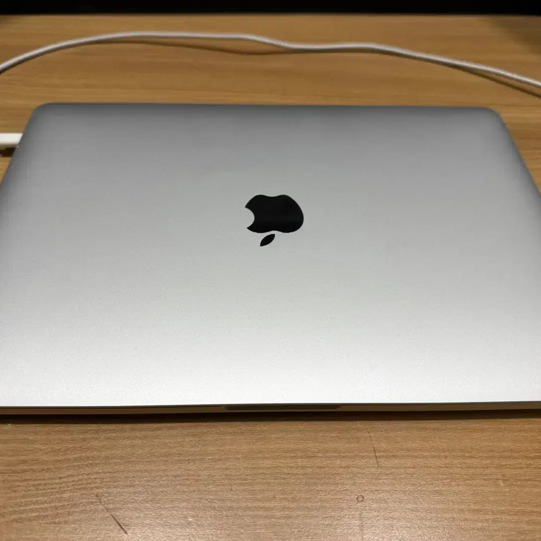 맥북 MacBook Pro 13(M1, 2020년) 3