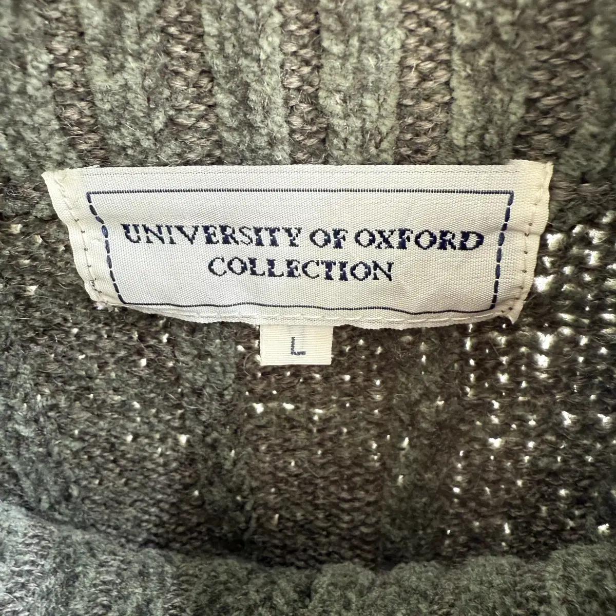 UNIVERSITY OF OXFORD COLLECTION 카키 집업 니트