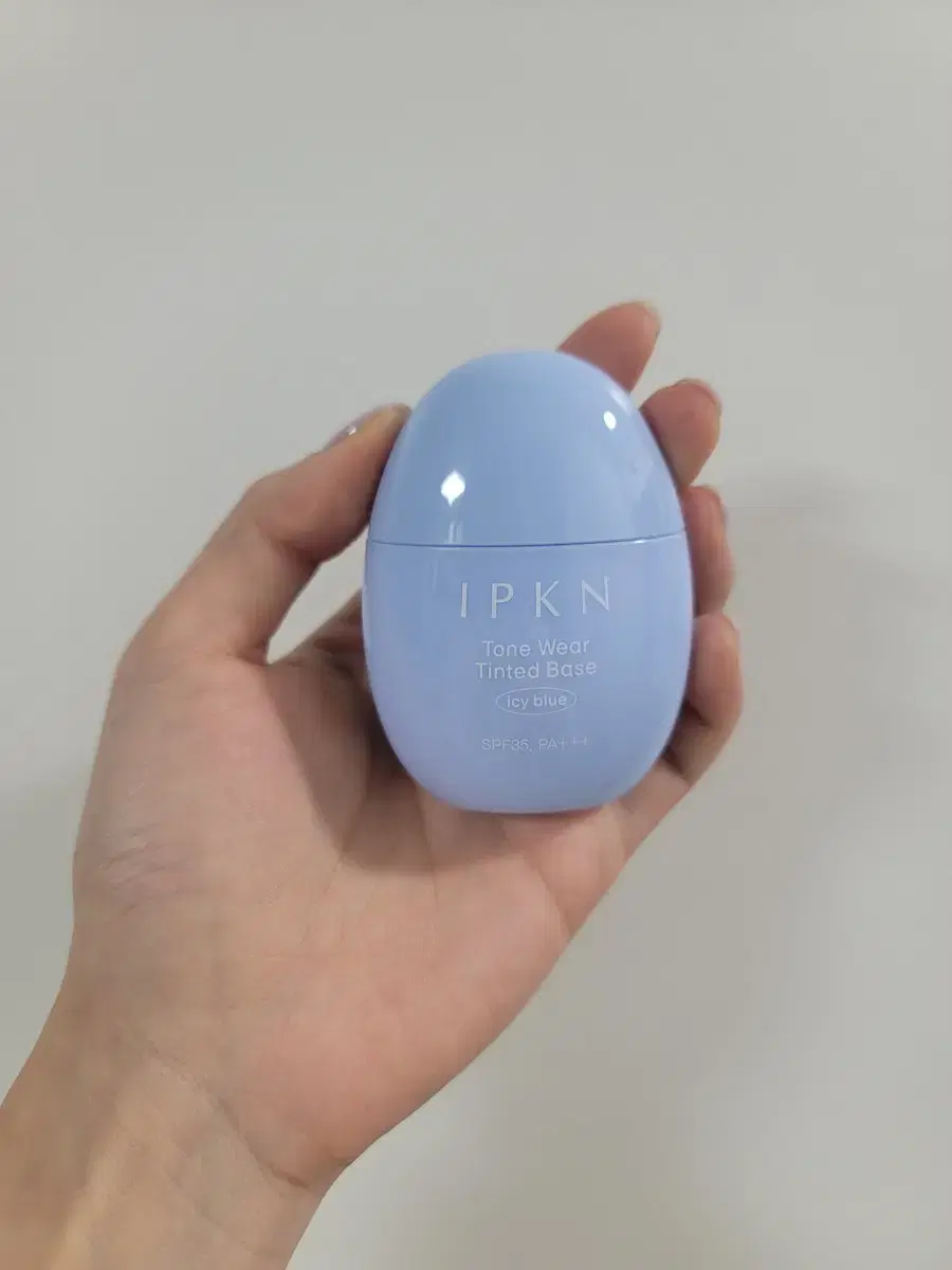 IPKN 톤웨어 틴티드 베이스 아이시블루