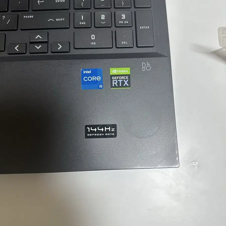 hp victus 게이밍 노트북 d1121tx