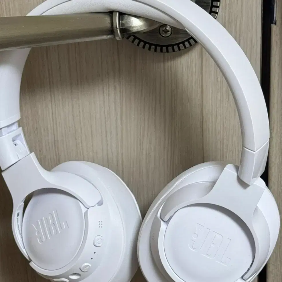 급전)JBL Tune 770NC 헤드폰