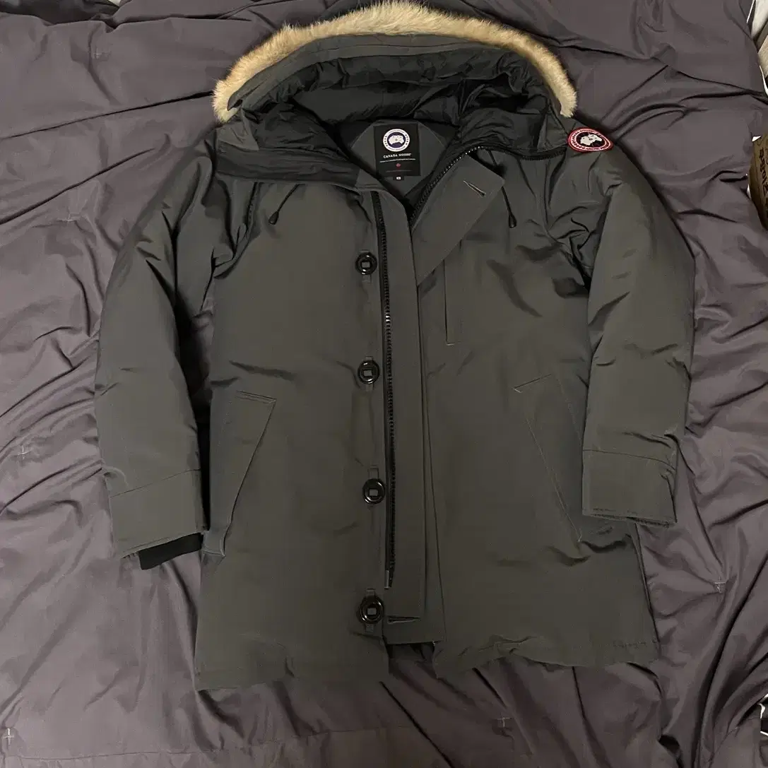 Canada Goose chateau 캐나다구스 샤토 M사이즈