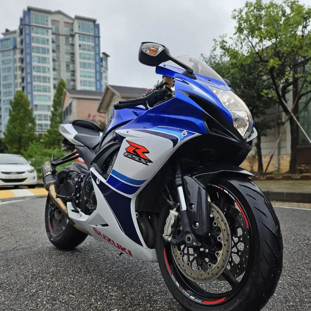 A급 신차컨디션 스즈키gsx-r600 17년형 에로우 풀배기(구변완)