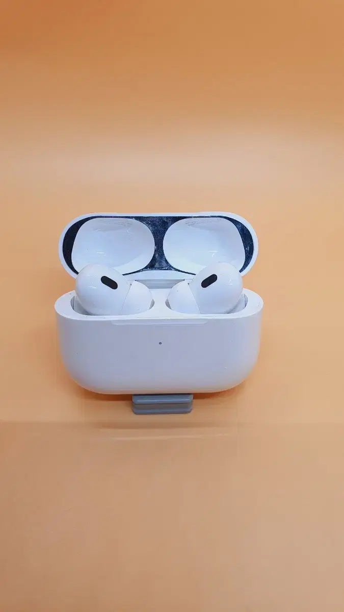 AirPods Pro 2nd Gen, Sound quality A+, Lightning, (6B34)