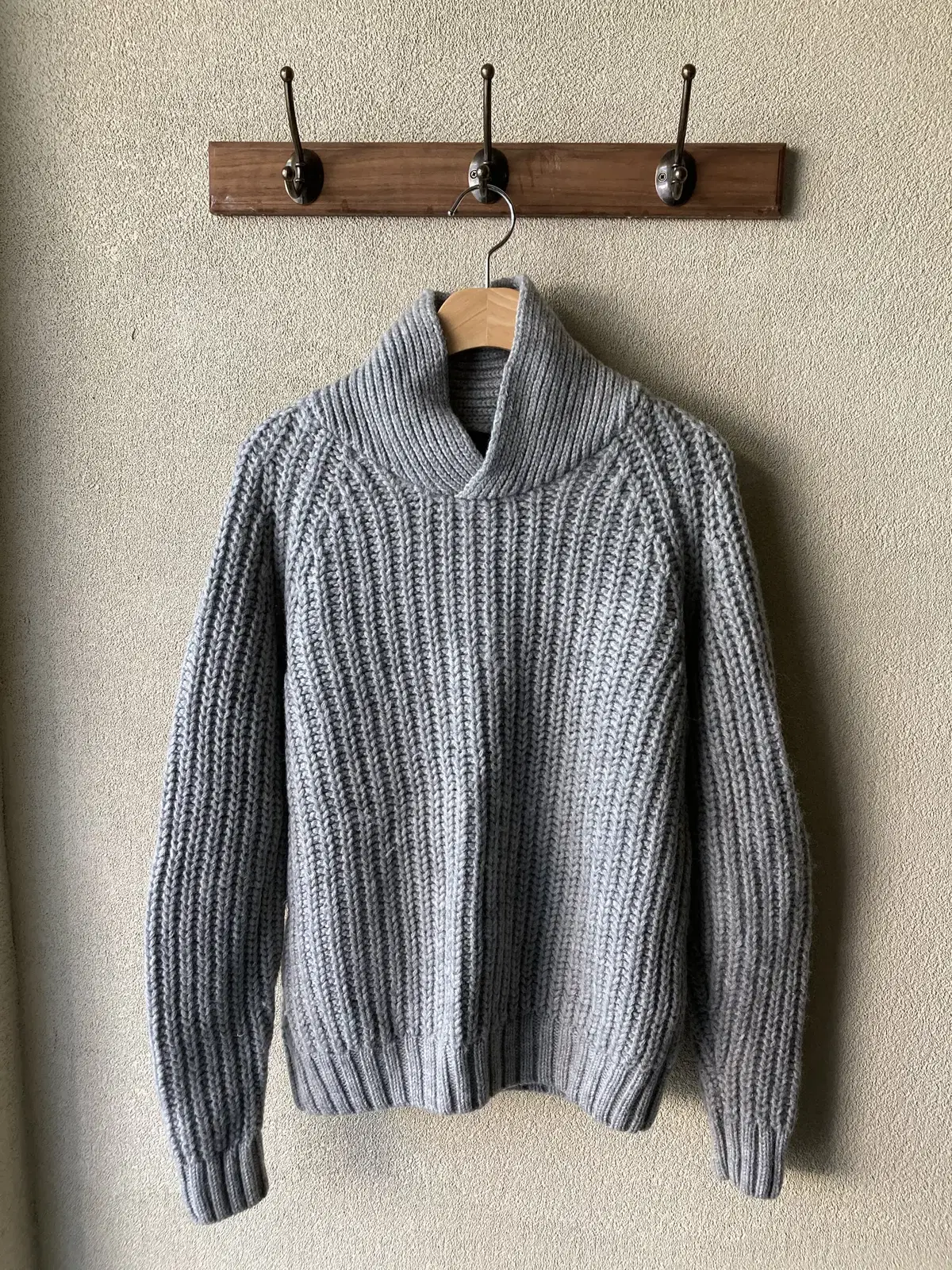 Fendleton wool knit