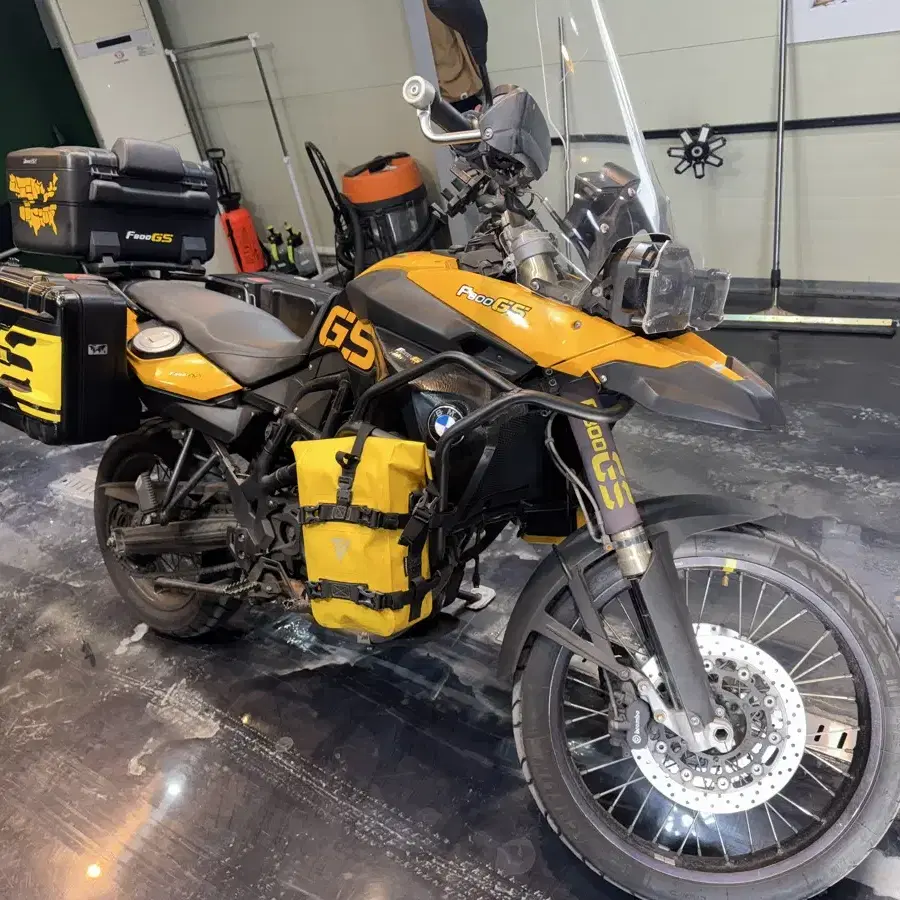 F800GS