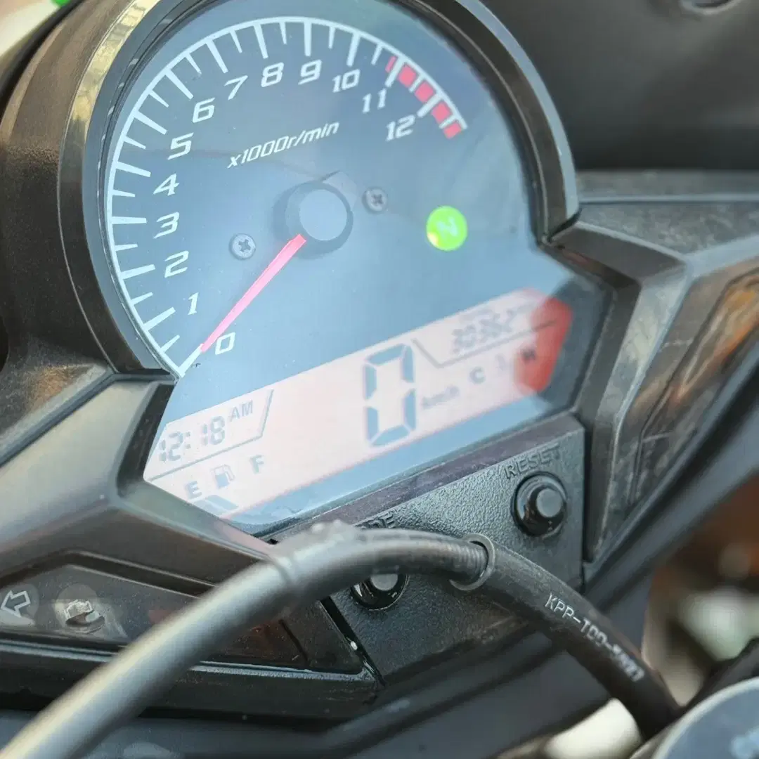 혼다 cbr125r 15년식 3만km sc머플러 튜닝 차량 판매합니다.