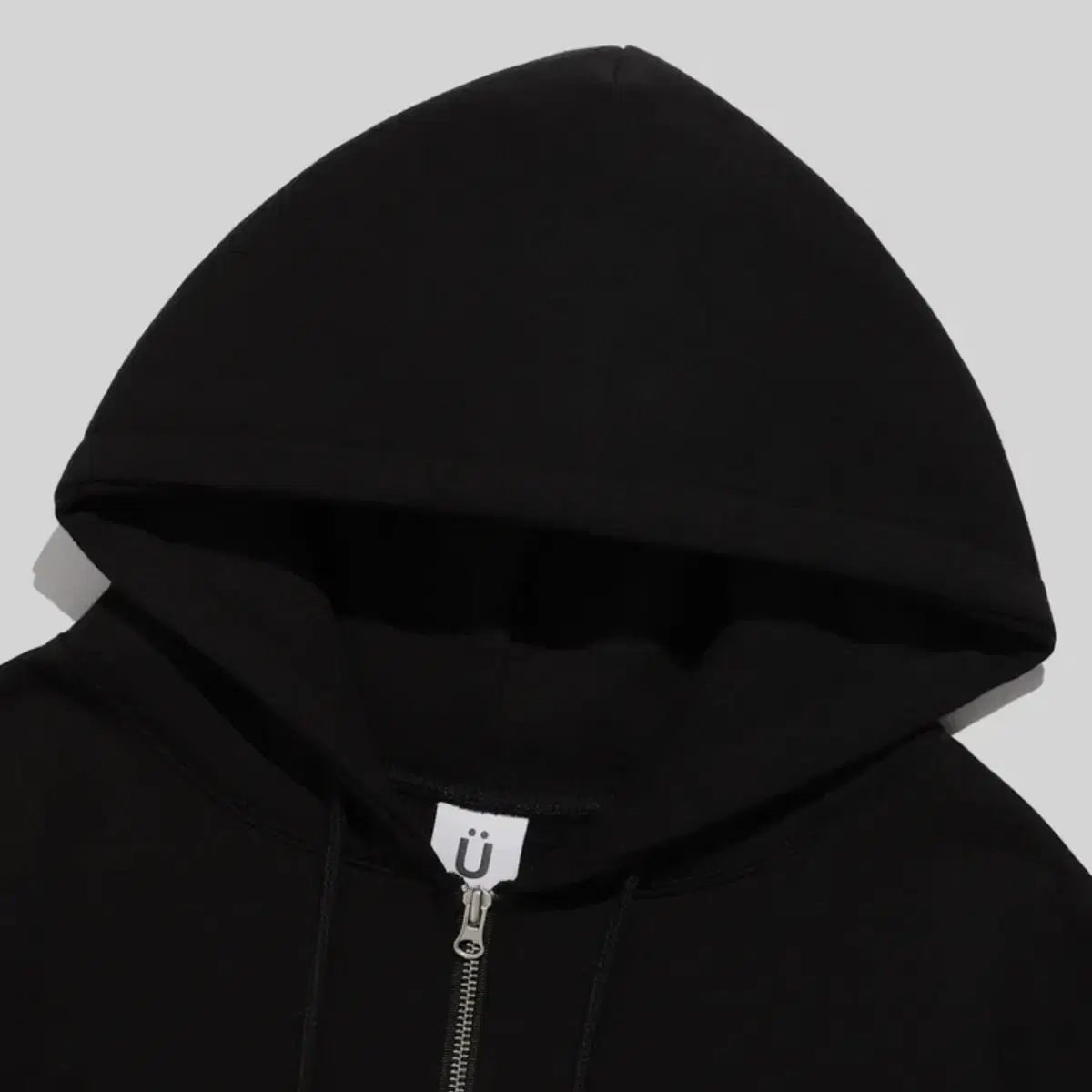 이스트쿤스트 BEAR & SMILEY HOOD ZIP UP (BLACK)