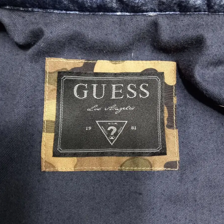 S80 GUESS China 얇은 누빔 패딩 네이비 S-209