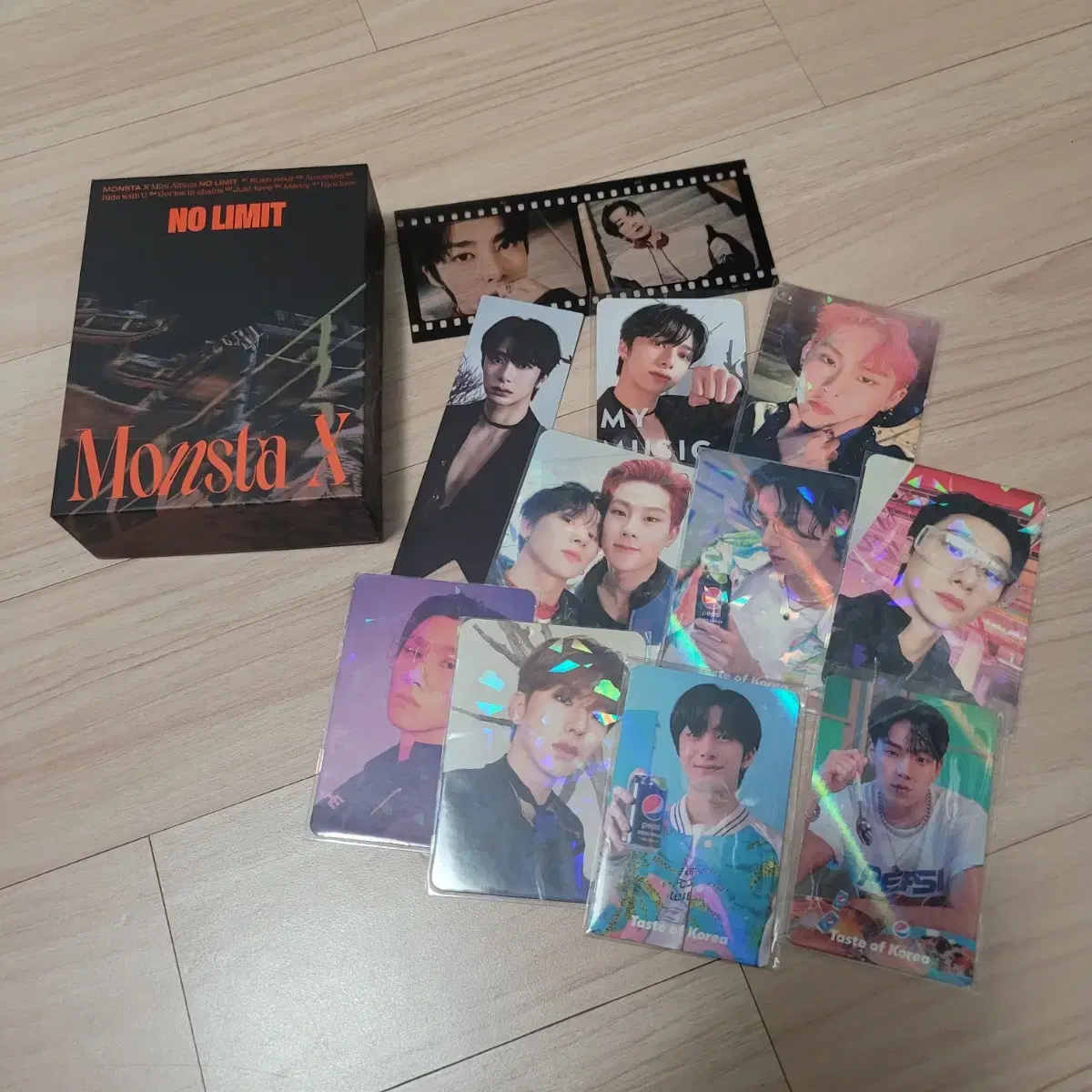 몬스타 엑스 No Limit kit 앨범+포카들 일괄