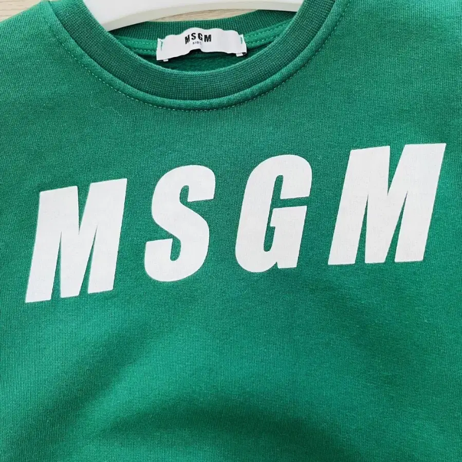 MSGM 아동 스웨트셔츠. 명품 맨투맨 MSGM