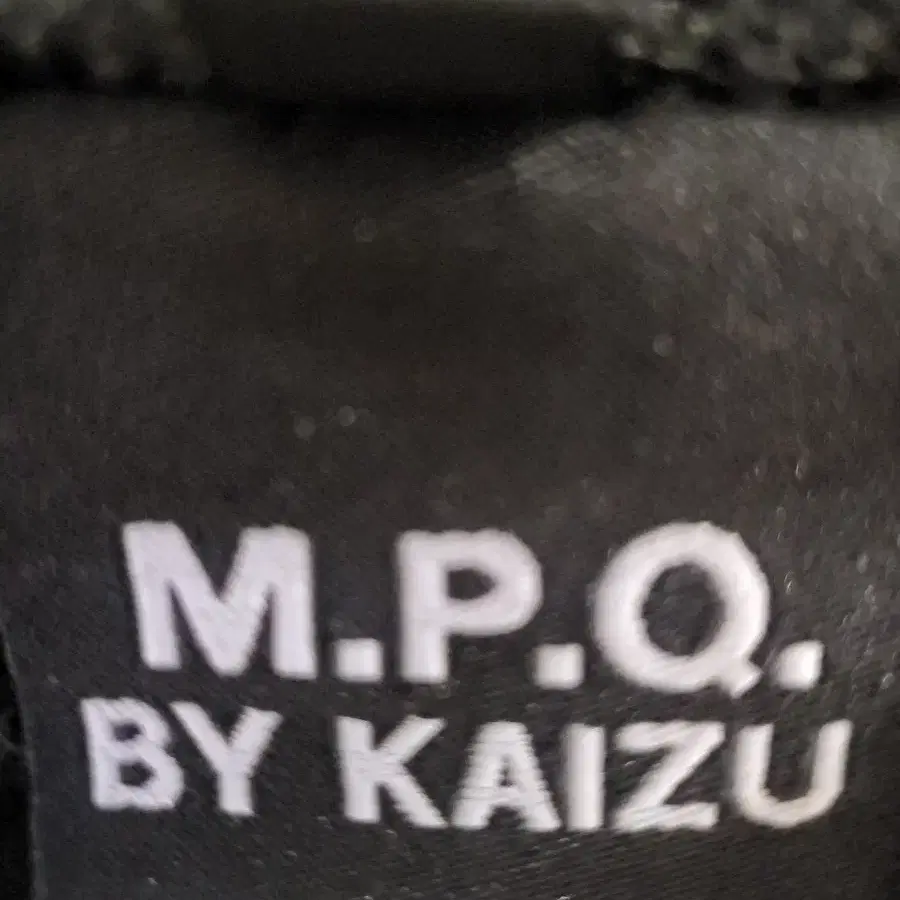 M.P.Q. by KAIZU 맨투맨