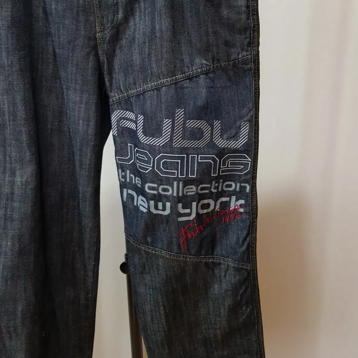 (택포) Fubu 후부 올드스쿨 힙합 자수 프린트 데님팬츠 38