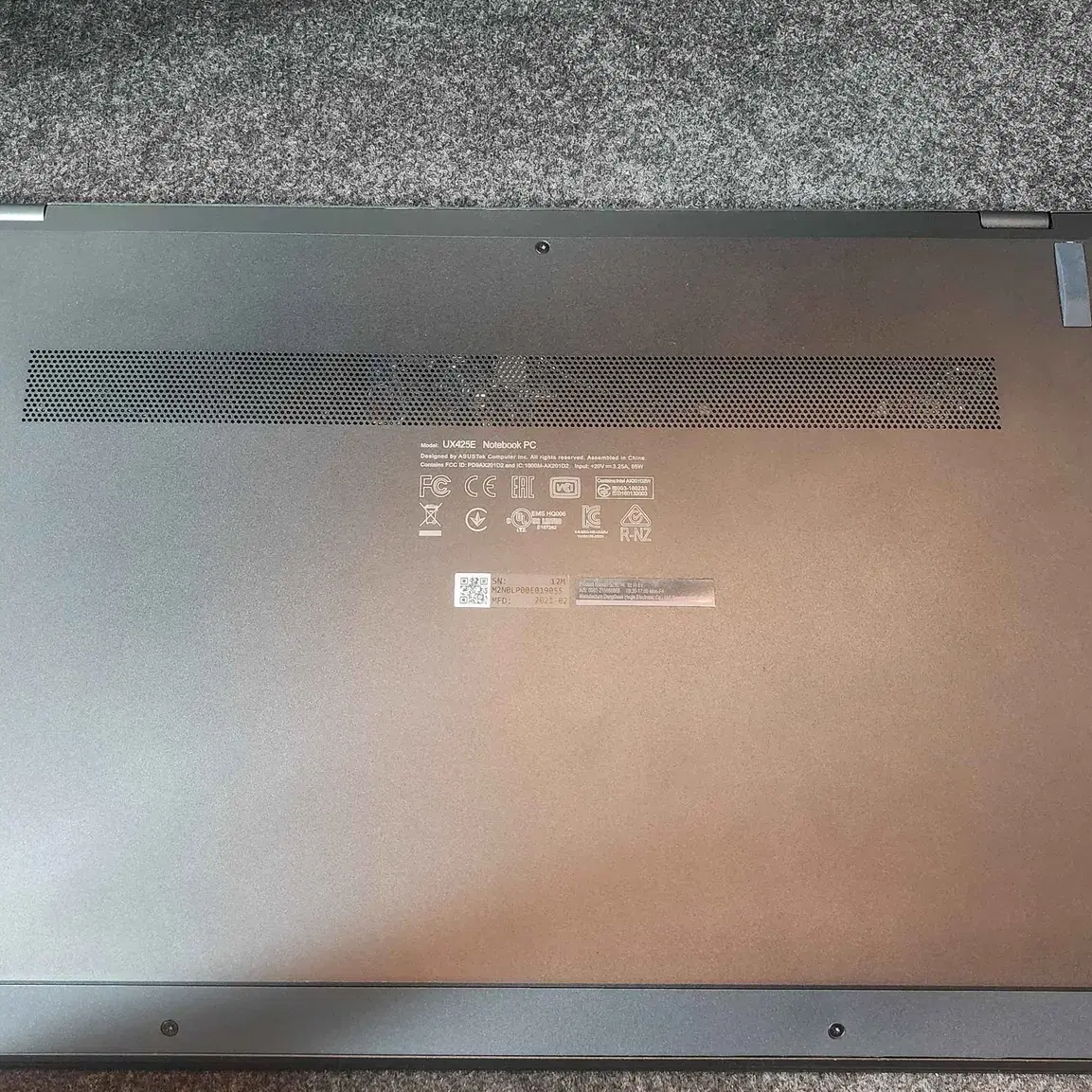 ASUS ZenBook 14 UX425EA