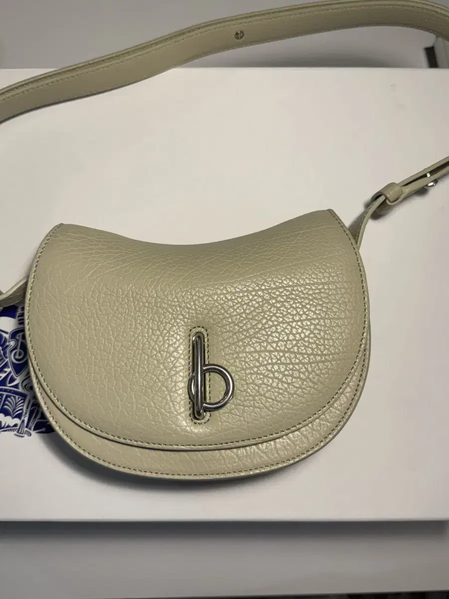 버버리 로킹홀스 미니백 burberry rocking horse bag