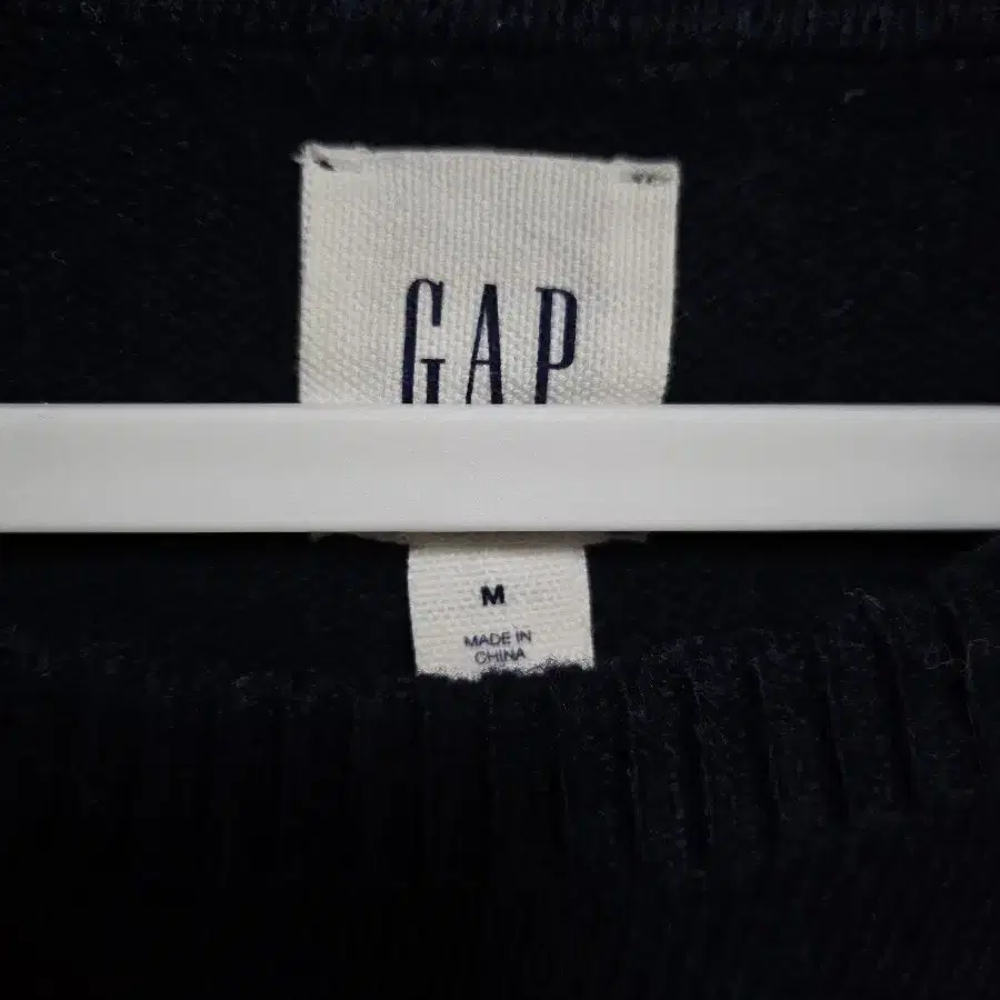 GAP 갭 니트 (네이비)