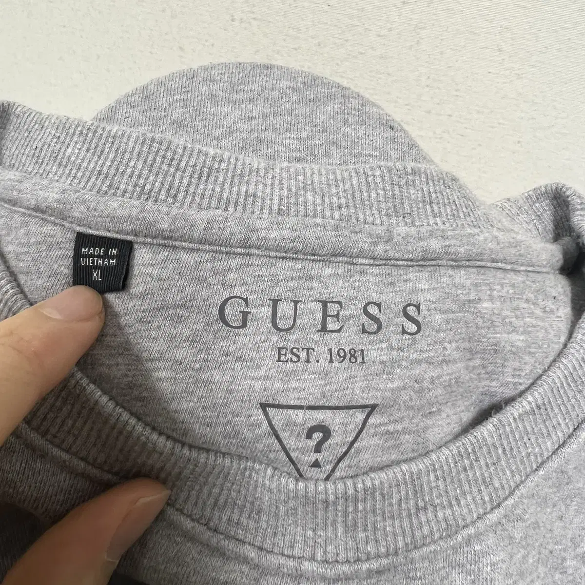 GUESS/게스기모빅로고맨투맨/남성105/