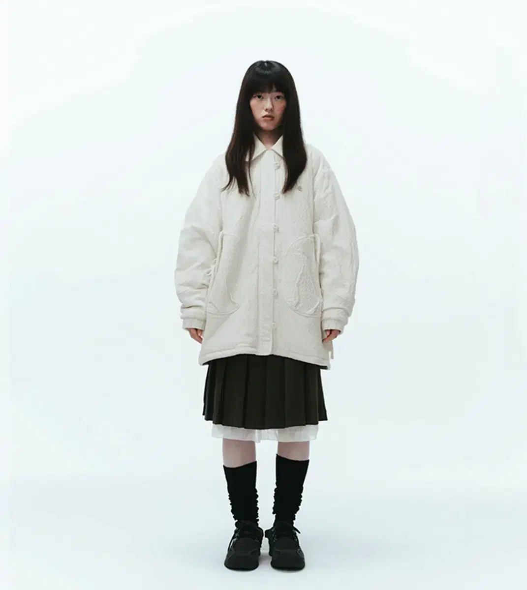 KOISEI O Round Collar Cozy Bomber Ivory