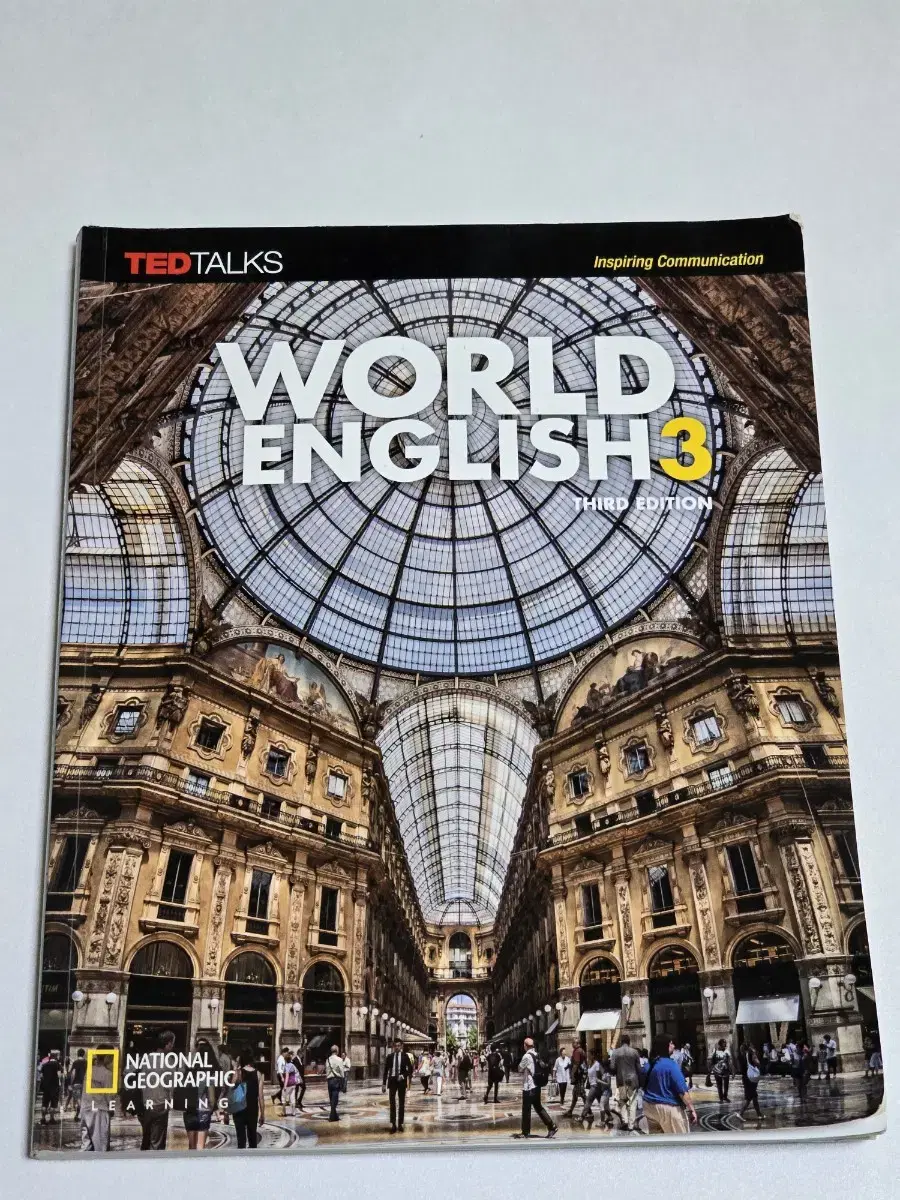 WORLD ENGLISH 3