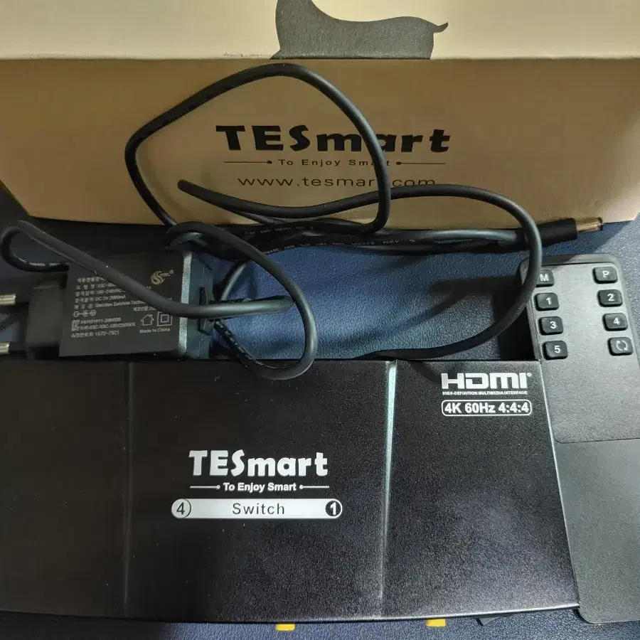 TESmart hdmi2.0 1:4 분배기 hsw0401a1u