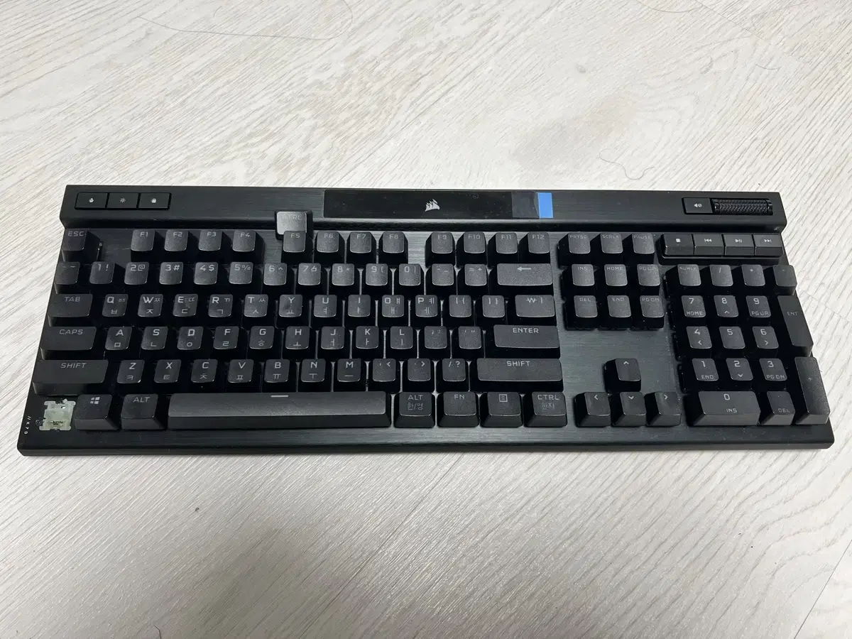 커세어 K70 RGB PRO 청축 키보드