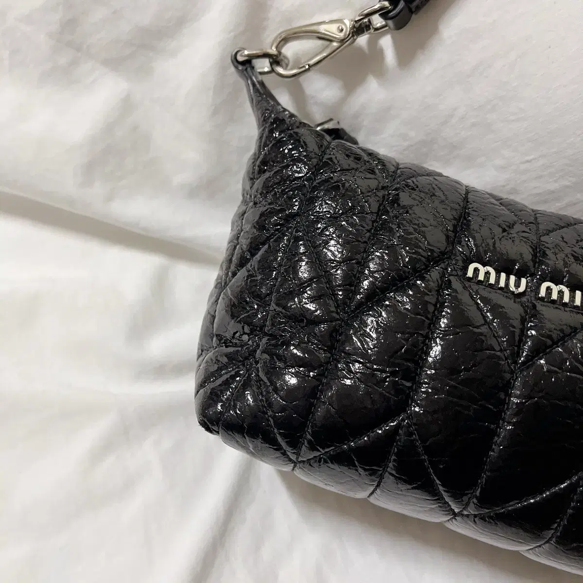 중고 ) miumiu 미우미우 스피릿 시레 미니백