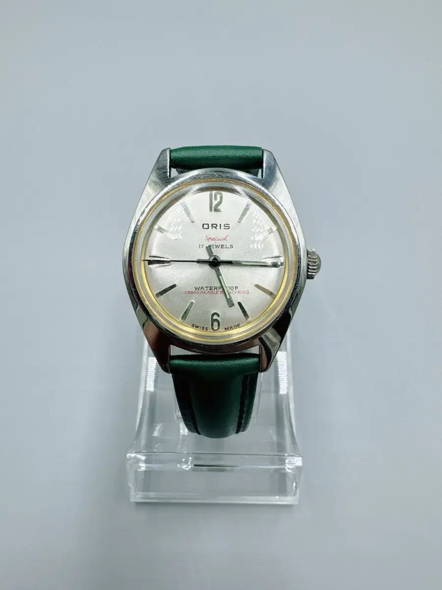 Vintage Oris 1970s manual mechanical watch