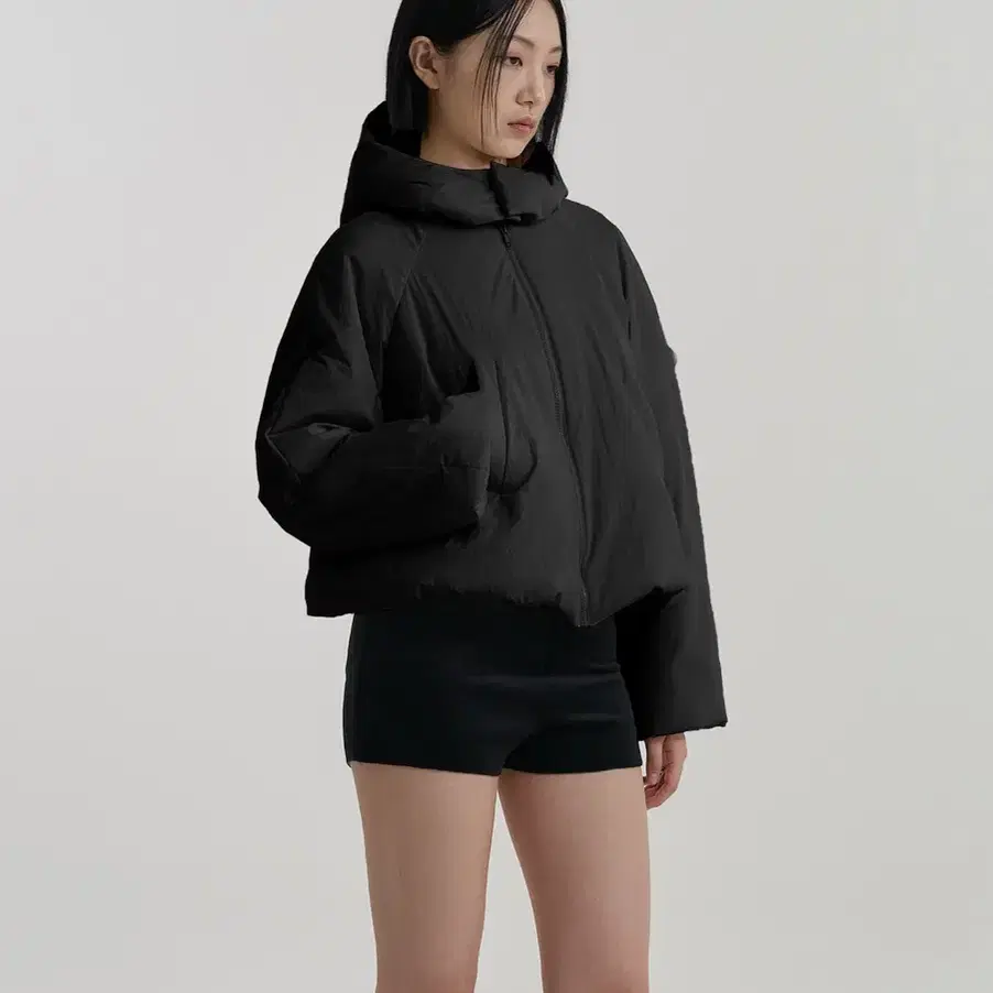 구해요)리플렉티브룸 Detachable hood padded jacket