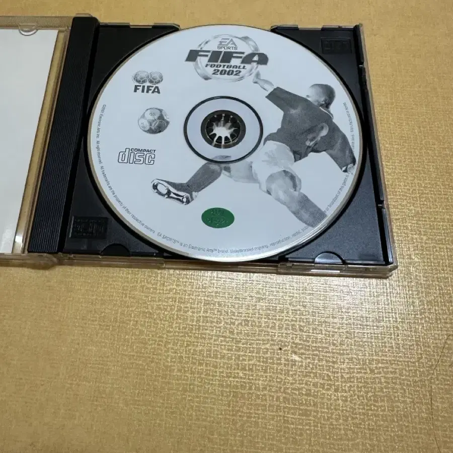 고전 PC 게임 피파 2002 판매합니다.